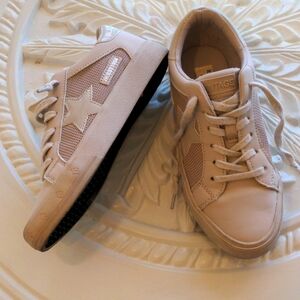 Vintage Havana Flair Sneakers Greyish Size 5.5 Like New